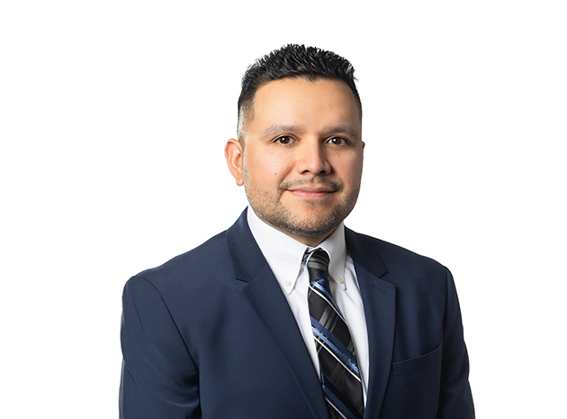 Vincent Mora, Calfee, Halter & Griswold LLP Photo